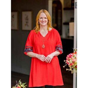 The Pioneer Woman Split Neck Dress, 3X, Scarlet